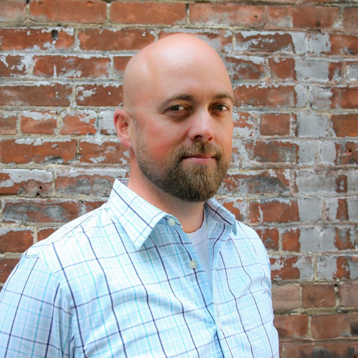 Headshot of Daniel Lessing