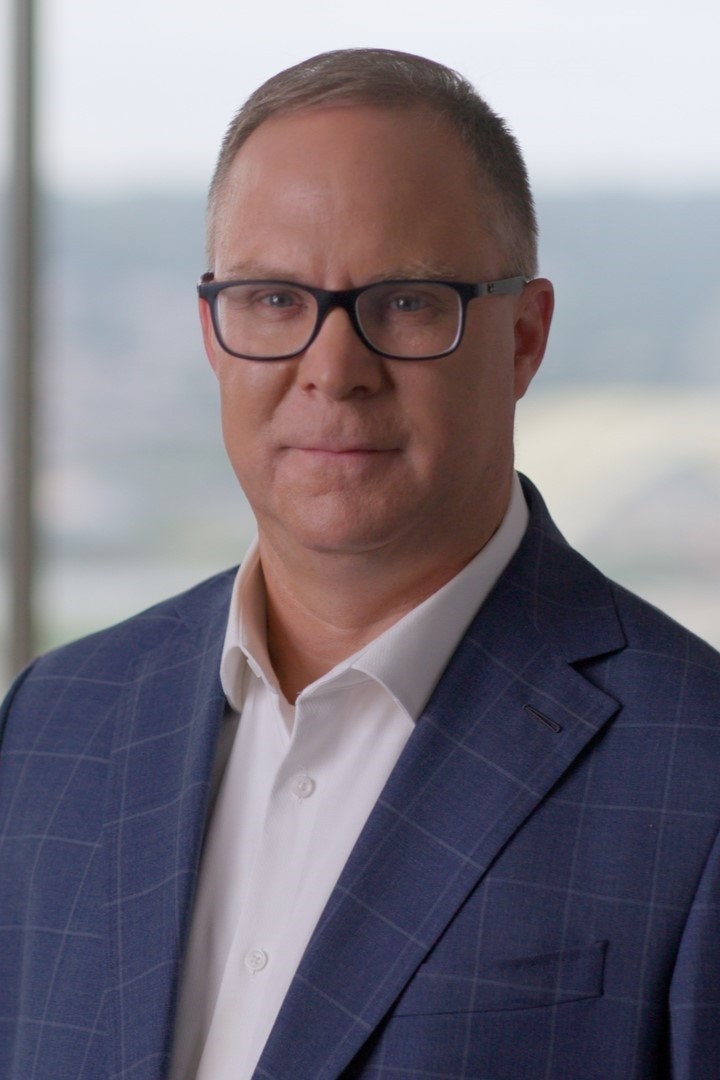 Headshot of Andrew Graf